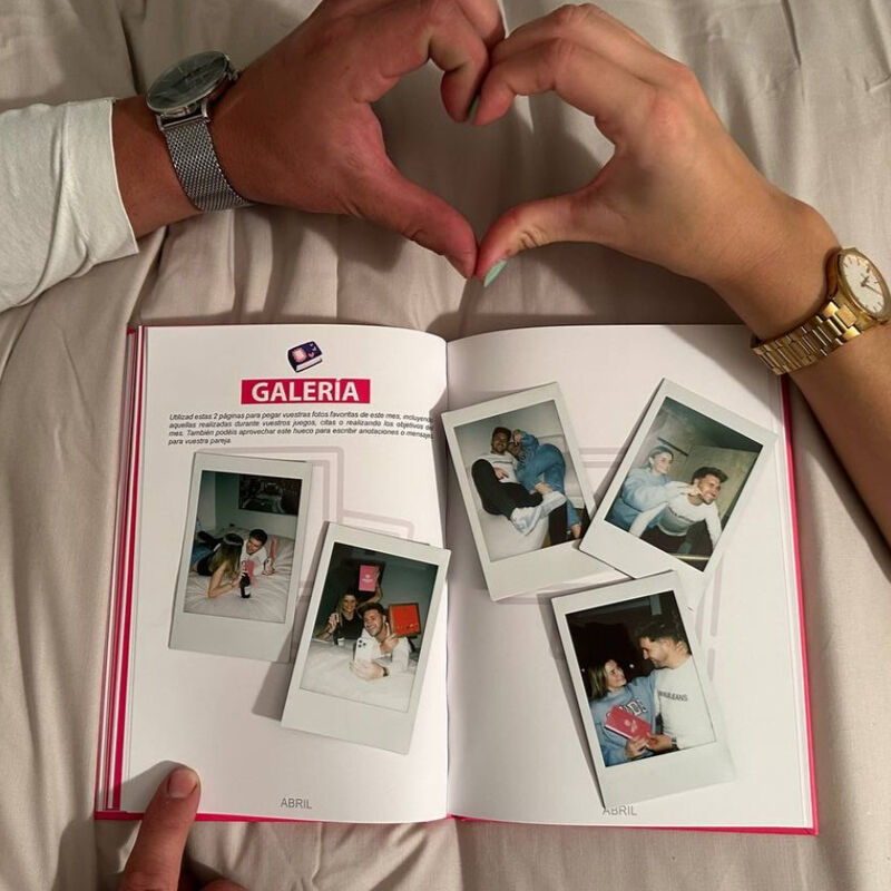 COUPLETITION - ALBUM JOURNAL D'AMOUR DE SOUVENIRS & SOUHAITS POUR UN COUPLE - Sensualia