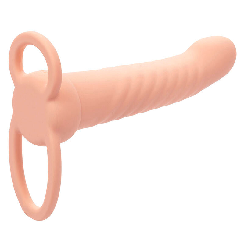 CALEXOTICS - MAXX DOUBLE PÉNÉTRATEUR NERVURÉ 10 VIBRATIONS FLESH - Sensualia