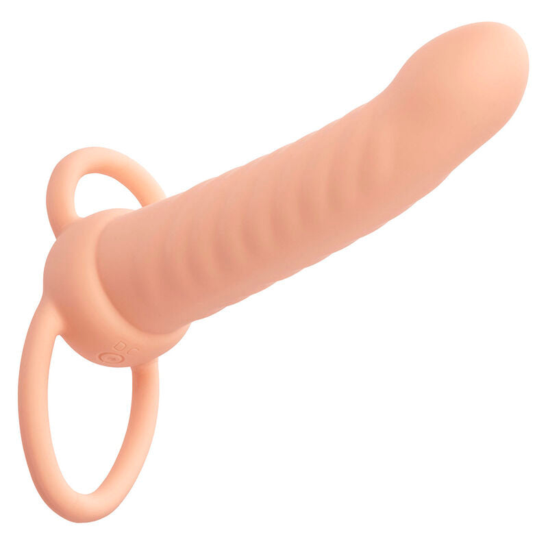 CALEXOTICS - MAXX DOUBLE PÉNÉTRATEUR NERVURÉ 10 VIBRATIONS FLESH - Sensualia