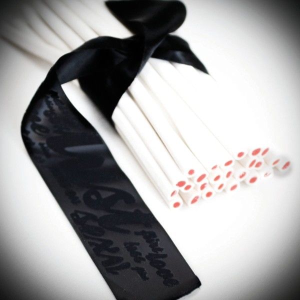 BIJOUX - LES PETITS BONBONS MENOTTES SENSUELLES EN SOIE - Sensualia